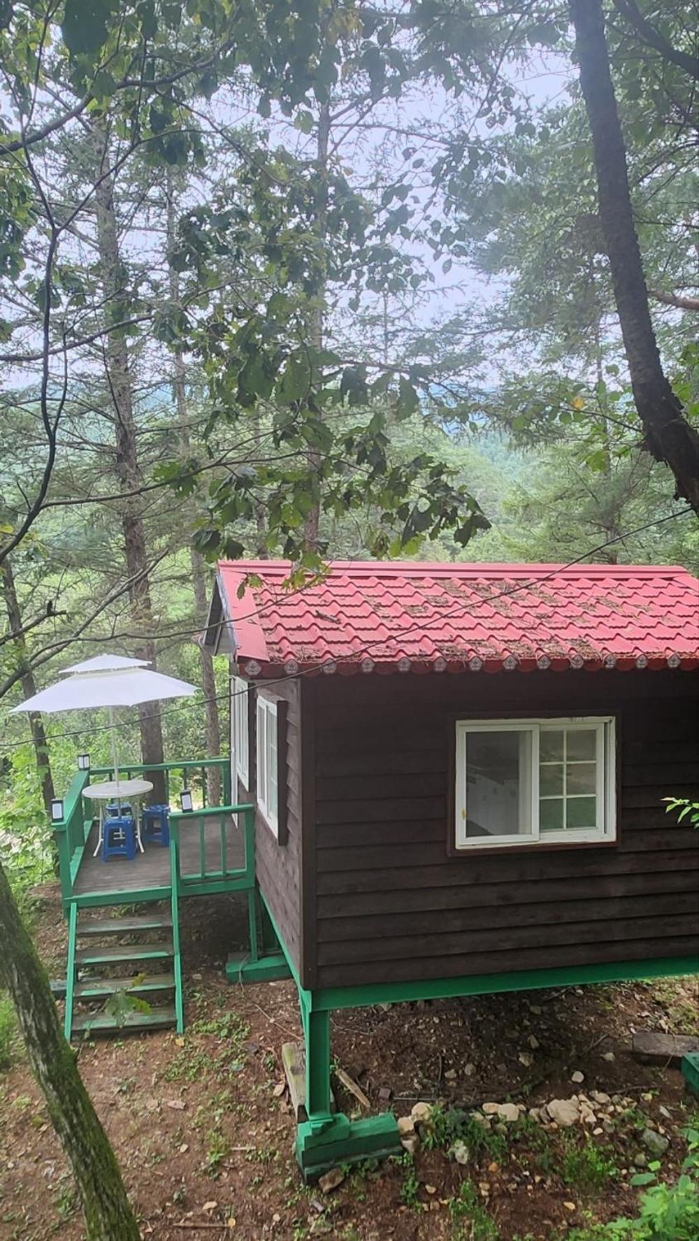 Hongcheon Gongjaksan Recreational Forest Pension Eksteriør billede